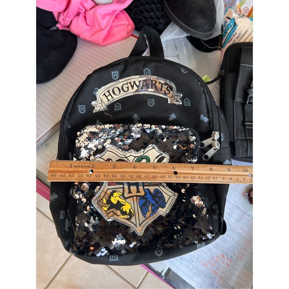 Hogwarts Mini Backpack - Picture 6 of 6